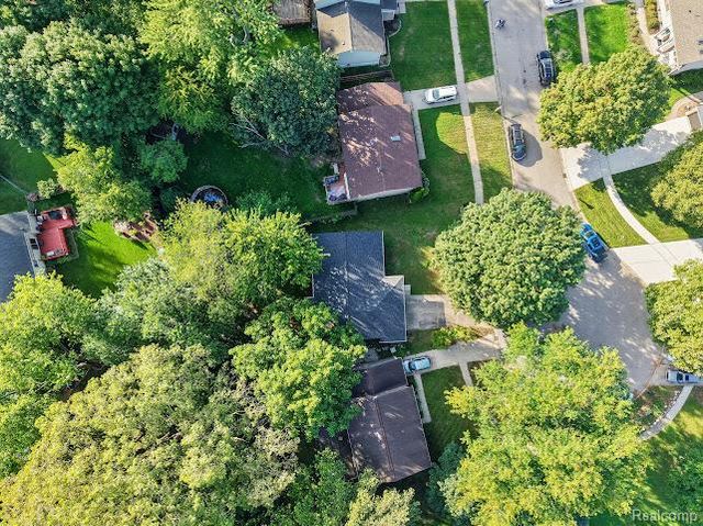 8564 Windsor Court, Superior Charter Township, MI 48198