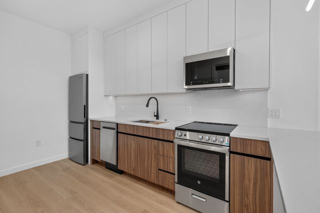 1395 Washington Street 301, Boston, MA 02118
