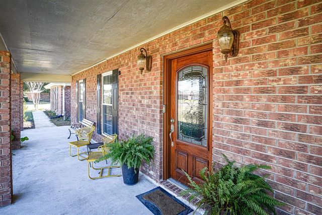 1283 Corsican Lane, Lake Charles, LA 70611