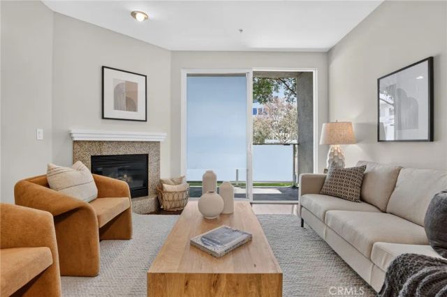 160 S Hudson Avenue 111, Pasadena, CA 91101