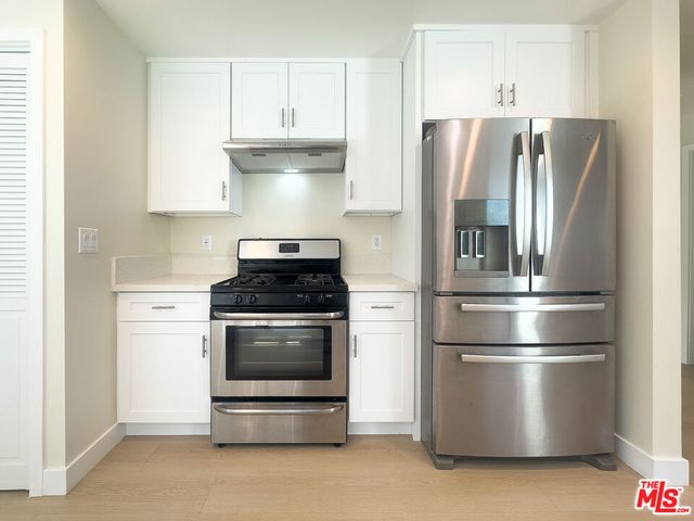 2718 W 70th, Los Angeles, CA 90043