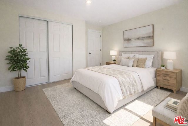 2718 W 70th, Los Angeles, CA 90043