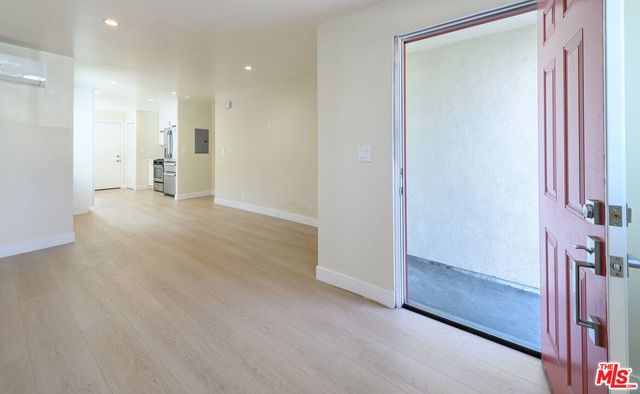 2718 W 70th, Los Angeles, CA 90043