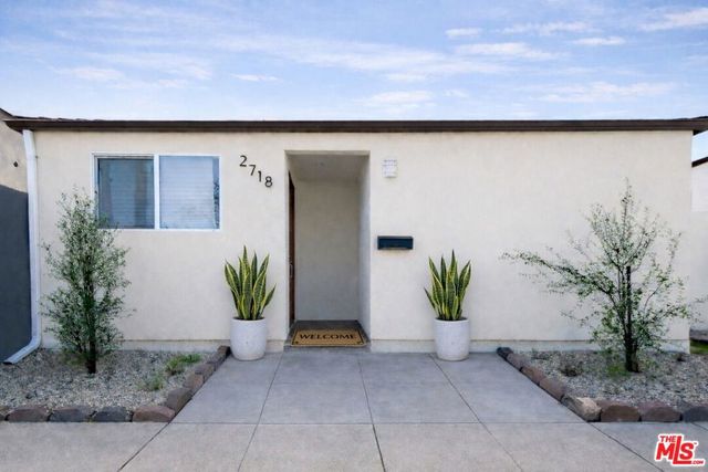 2718 W 70th, Los Angeles, CA 90043