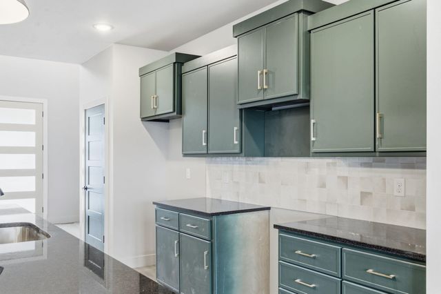 000 Glasswater 1, Branson, MO 65616