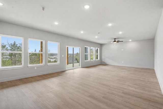 000 Glasswater 1, Branson, MO 65616