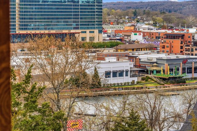 000 Glasswater 1, Branson, MO 65616