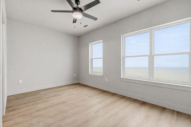 000 Glasswater 1, Branson, MO 65616