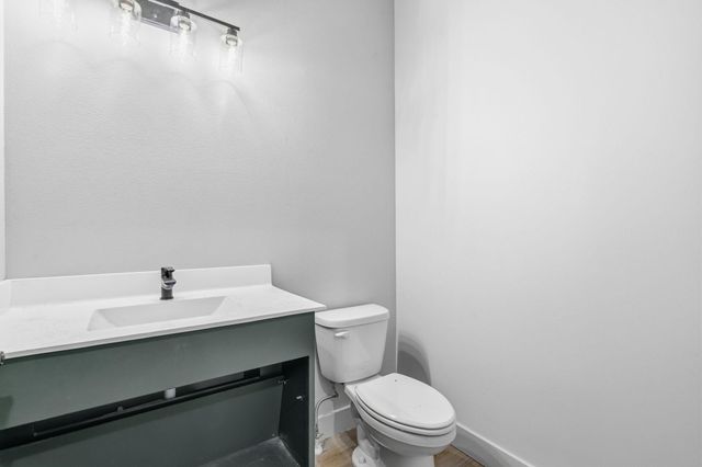 000 Glasswater 1, Branson, MO 65616