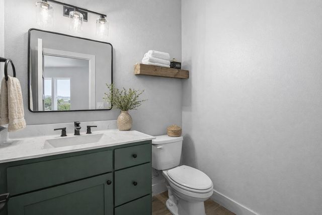 000 Glasswater 1, Branson, MO 65616