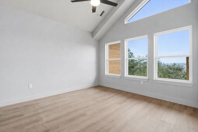 000 Glasswater 1, Branson, MO 65616