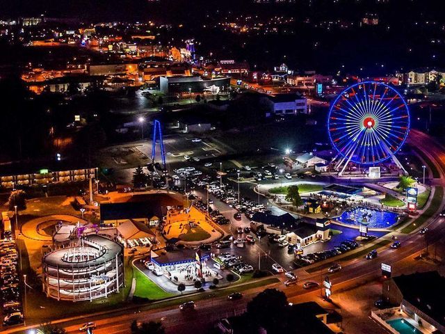 000 Glasswater 1, Branson, MO 65616