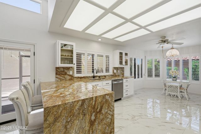 14592 N Alamo Canyon Drive, Oro Valley, AZ 85755