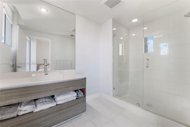 1100 S Miami Avenue 1607, Miami, FL 33130