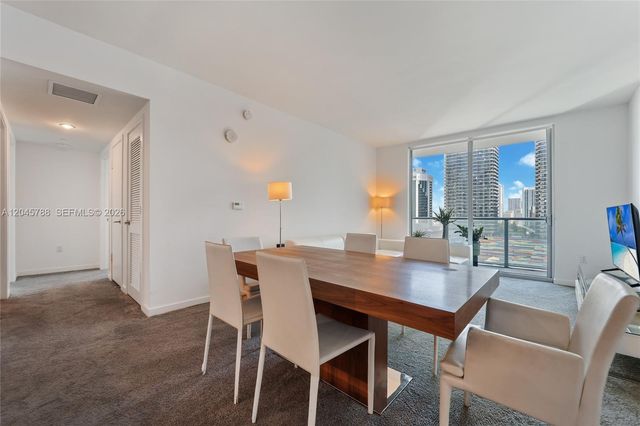 1100 S Miami Avenue 1607, Miami, FL 33130