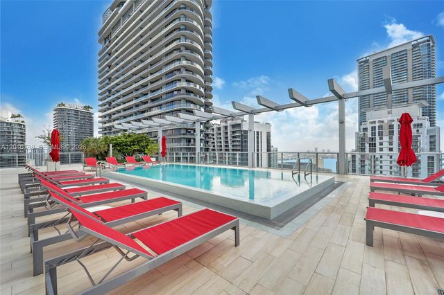 1100 S Miami Avenue 1607, Miami, FL 33130