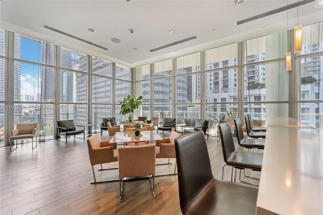 1100 S Miami Avenue 1607, Miami, FL 33130