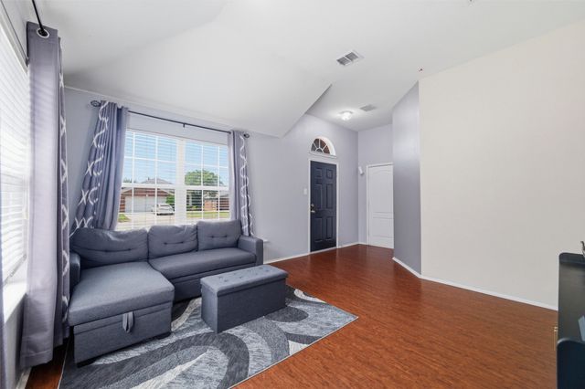 646 Tabasco Trail, Arlington, TX 76002