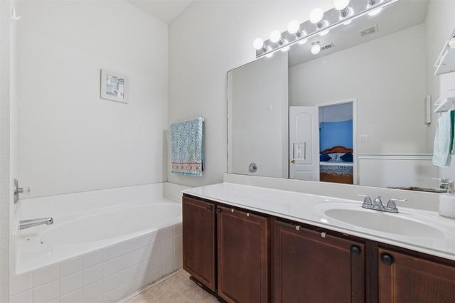 646 Tabasco Trail, Arlington, TX 76002