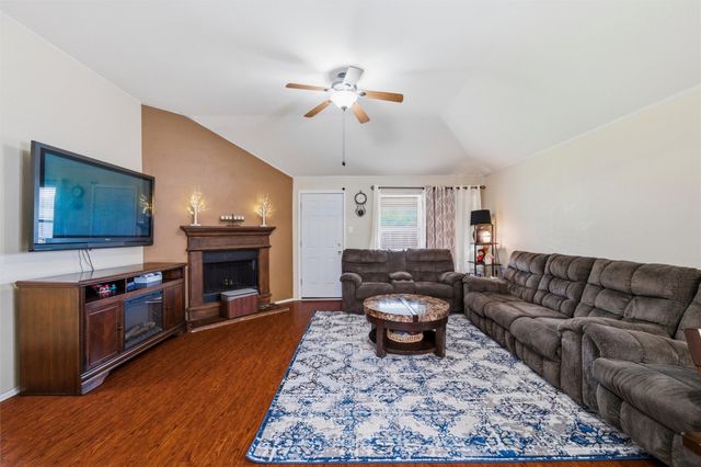 646 Tabasco Trail, Arlington, TX 76002