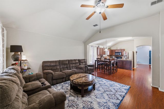 646 Tabasco Trail, Arlington, TX 76002