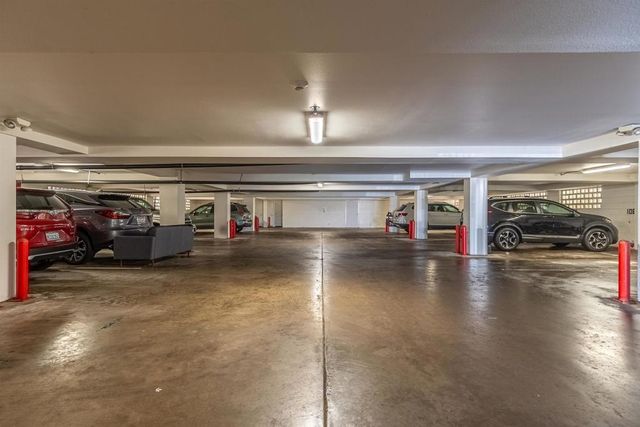 1220 Seacoast Dr. 15, Imperial Beach, CA 91932