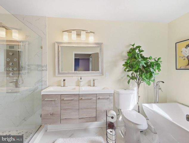 4216 ELDERON AVE, Baltimore, MD 21215