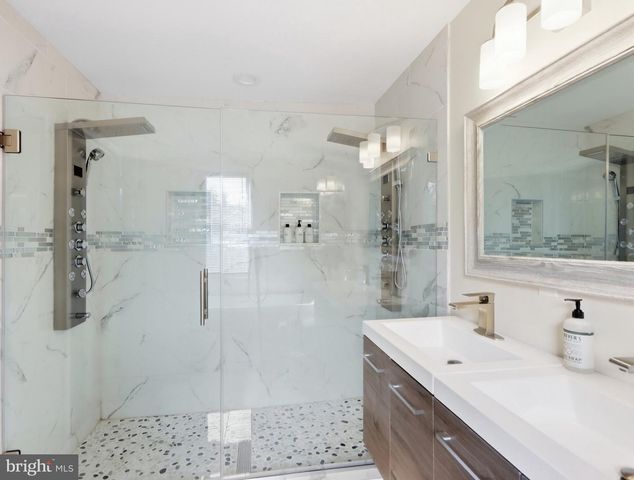 4216 ELDERON AVE, Baltimore, MD 21215
