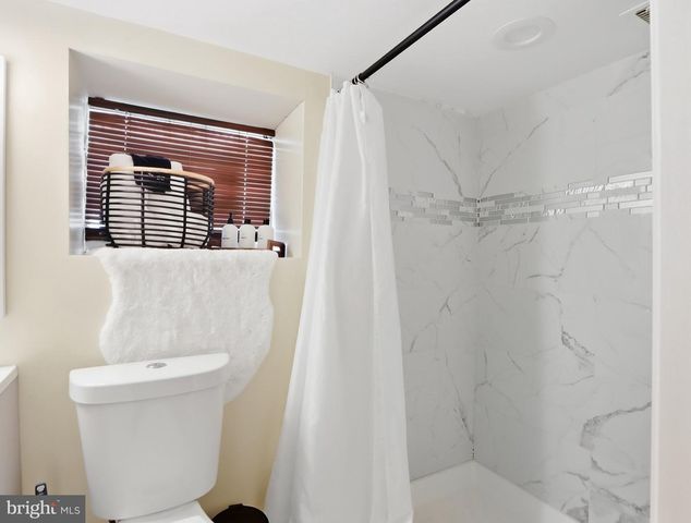 4216 ELDERON AVE, Baltimore, MD 21215