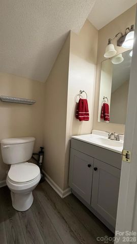 10239 Apple Dove Court, Charlotte, NC 28214