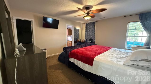 10239 Apple Dove Court, Charlotte, NC 28214