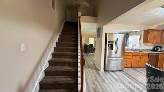 10239 Apple Dove Court, Charlotte, NC 28214