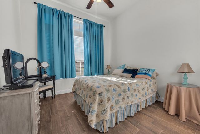 3706 Iron Horse Pass, Krum, TX 76249