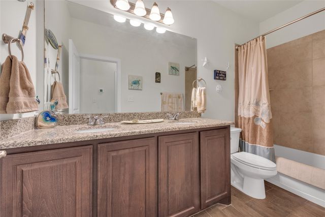 3706 Iron Horse Pass, Krum, TX 76249