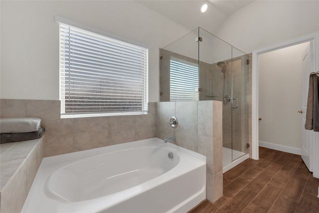 3706 Iron Horse Pass, Krum, TX 76249