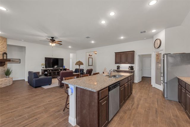 3706 Iron Horse Pass, Krum, TX 76249