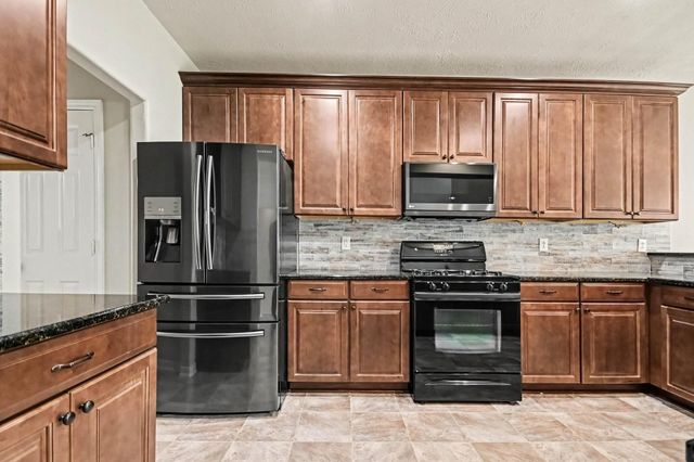 917 Almond Pointe, League City, TX 77573