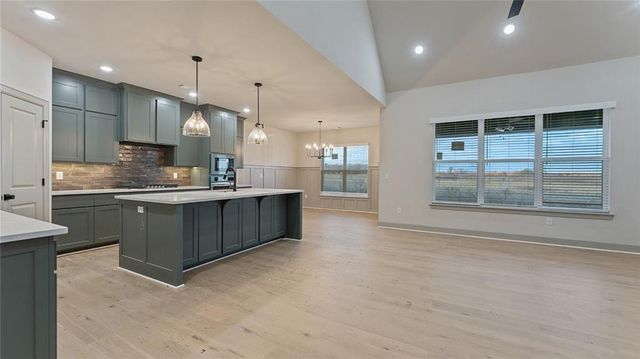 900 Trestle Lane, Centerton, AR 72719