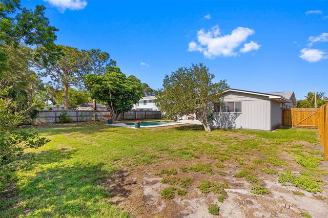 7775 132ND WAY, Seminole, FL 33776