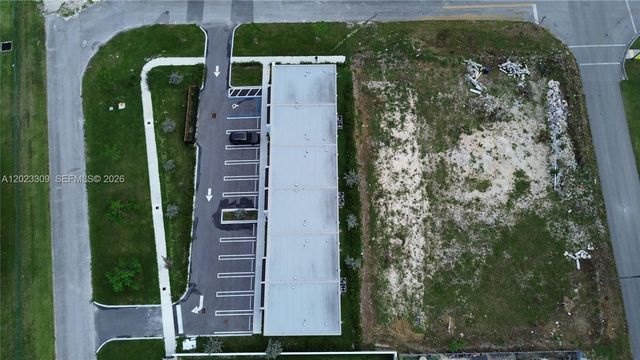 215 NW 3rd Avenue, Florida City, FL 33034