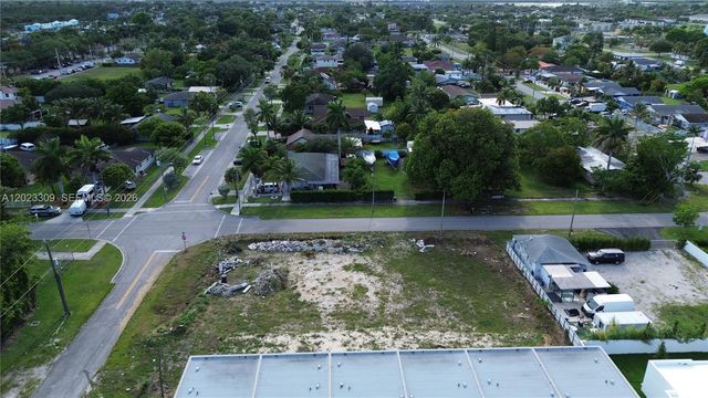 215 NW 3rd Avenue, Florida City, FL 33034