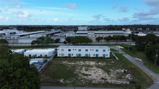 215 NW 3rd Avenue, Florida City, FL 33034