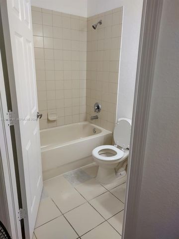 1960 Freeport Ln 1960, Riviera Beach, FL 33404