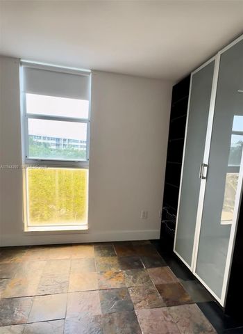 16590 NE 26th Ave 402, North Miami Beach, FL 33160