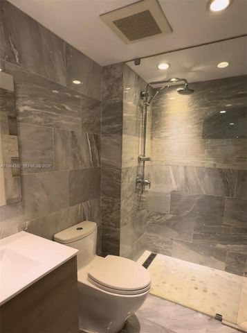 16590 NE 26th Ave 402, North Miami Beach, FL 33160