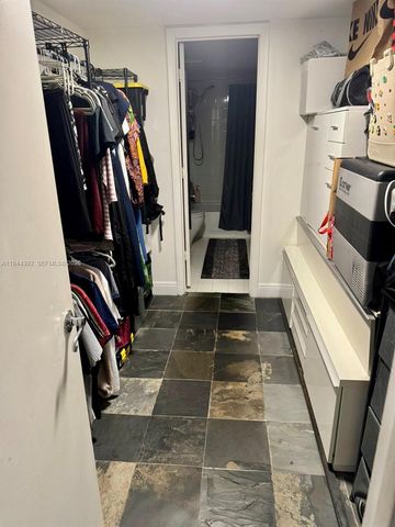 16590 NE 26th Ave 402, North Miami Beach, FL 33160