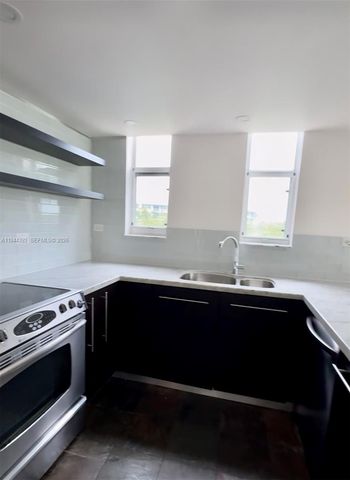 16590 NE 26th Ave 402, North Miami Beach, FL 33160