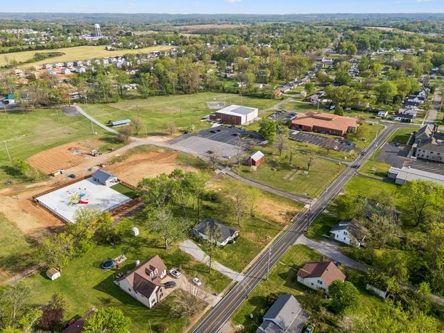313 Portland Blvd, Portland, TN 37148