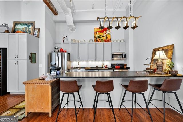 522 Cherry Street 301, Macon, GA 31201