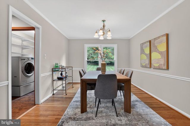 1651 LOZANO DR, Vienna, VA 22182